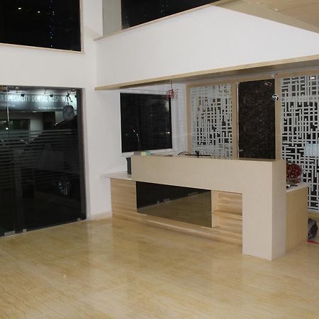 Hotel Ajantha Evergreen Vijayawada Luaran gambar