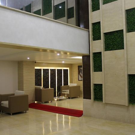Hotel Ajantha Evergreen Vijayawada Luaran gambar