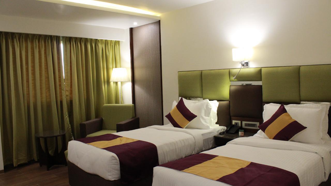 Hotel Ajantha Evergreen Vijayawada Luaran gambar