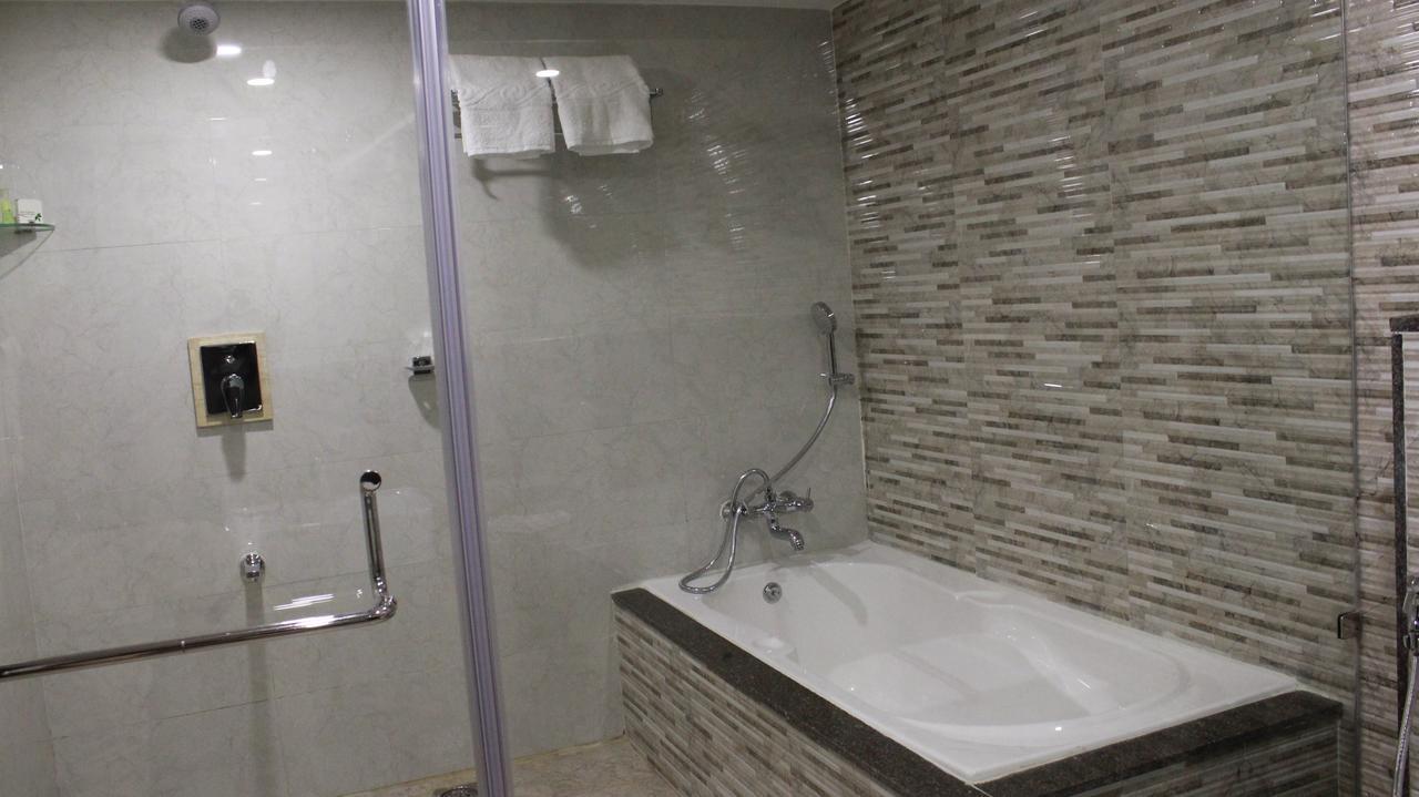 Hotel Ajantha Evergreen Vijayawada Luaran gambar