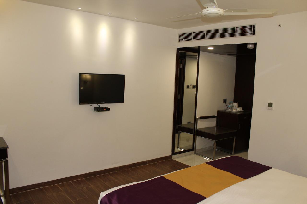 Hotel Ajantha Evergreen Vijayawada Luaran gambar